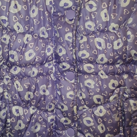 OshKosh B'gosh Girl's Purple Puffer Coat w/Detachable Hood Sz. 5/6 - Picture 3 of 6